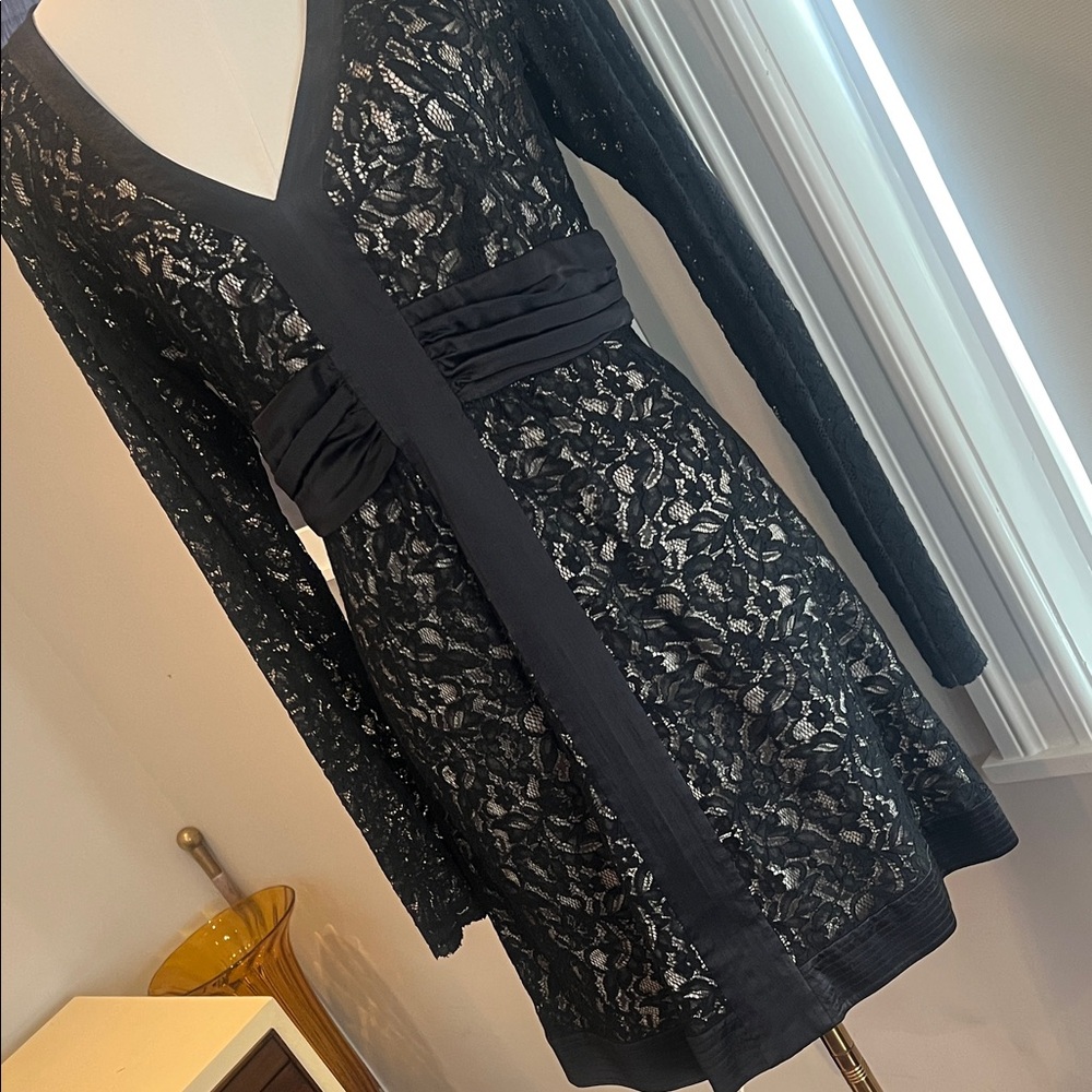 Laundry by Design Elegant Black Lace Dress